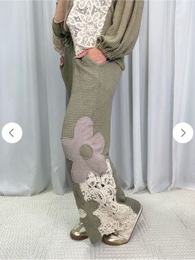NWT. DAVI & DANI Olive Waffle Knit Joggers with Lace Flower Appliqué